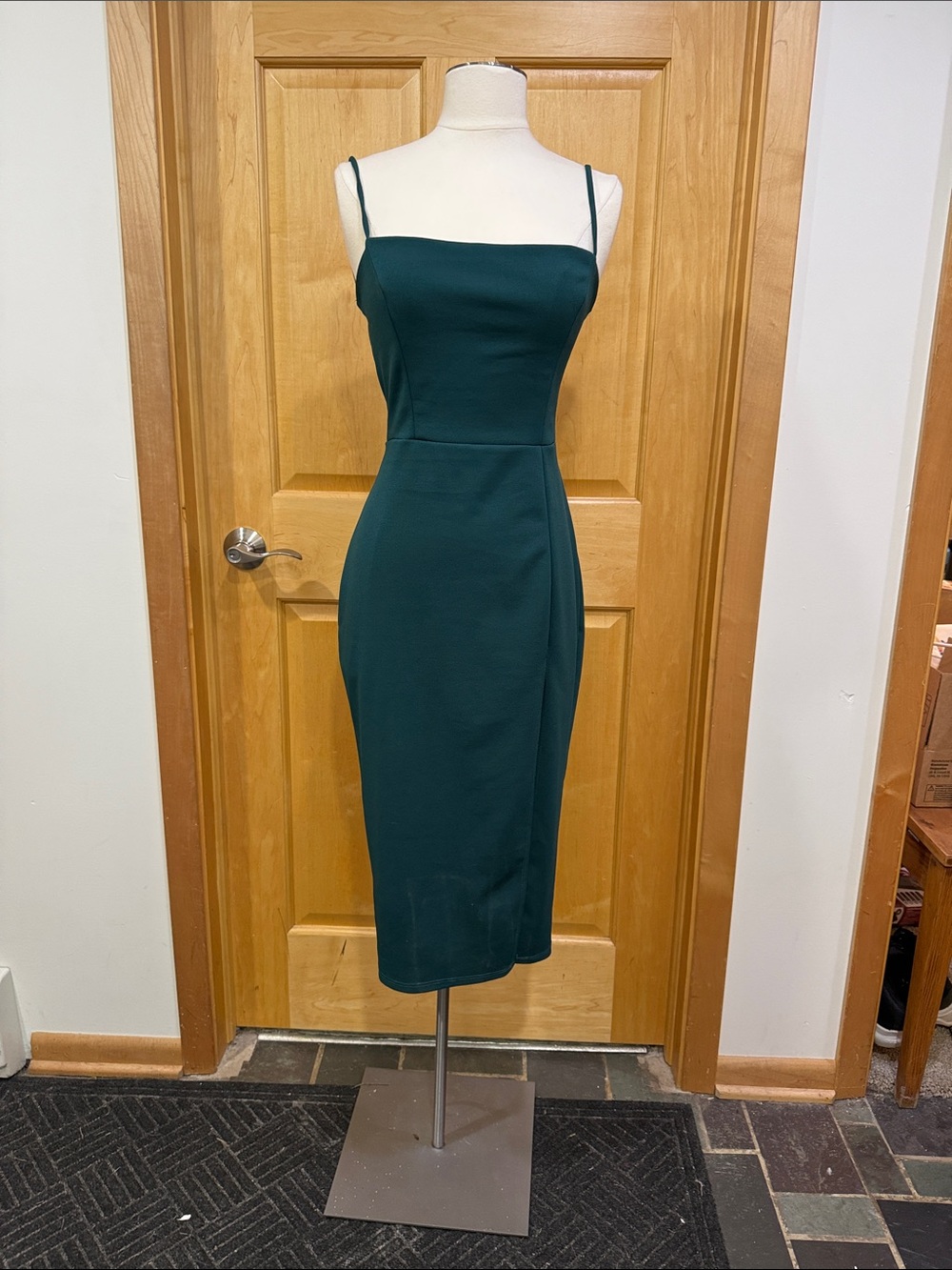 Windsor Deep Green Square Neck Midi Dress size S